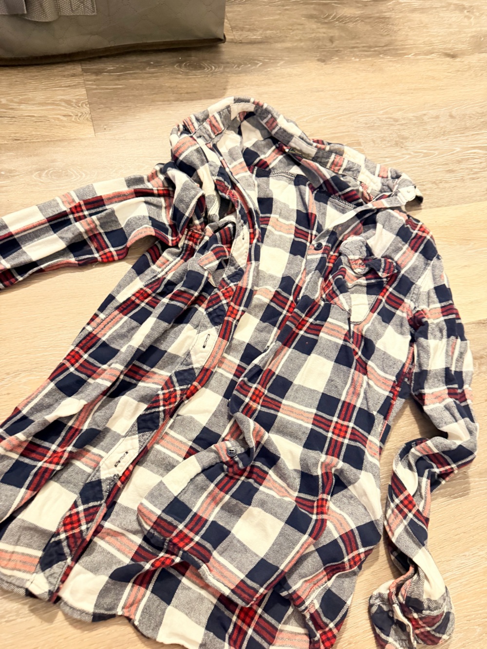 Ci Sono Navy, Red & White Plaid Button-Down Shirt